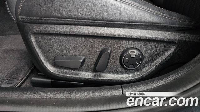 Genesis G70 2.0T Supreme 2018 — фото 30