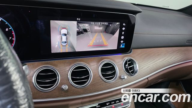 Mercedes-Benz E-Class (W213) E250 Exclusive 2022 — фото 17