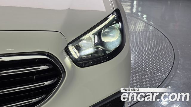 Mercedes-Benz E-Class (W213) E250 Exclusive 2022 — фото 22