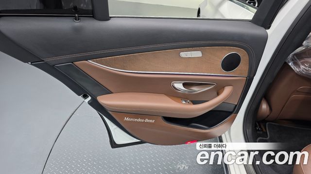 Mercedes-Benz E-Class (W213) E250 Exclusive 2022 — фото 25