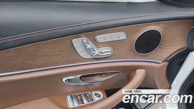 Mercedes-Benz E-Class (W213) E250 Exclusive 2022 — фото 27