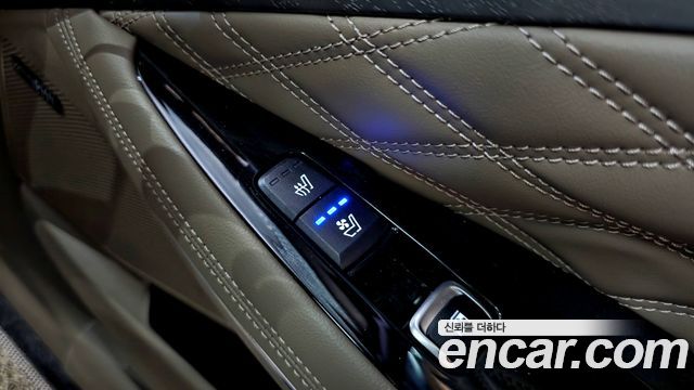 Kia K8 2.5 Gasoline 2WD Signature Special 2023 — фото 18