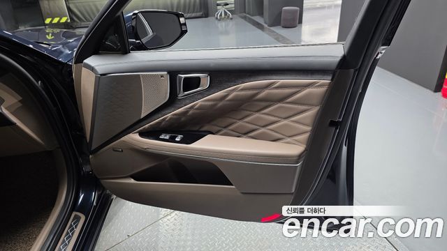 Kia K8 2.5 Gasoline 2WD Signature Special 2023 — фото 24