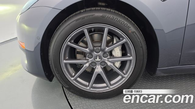 Tesla Model 3 Standard Range Plue RWD 2020 — фото 5