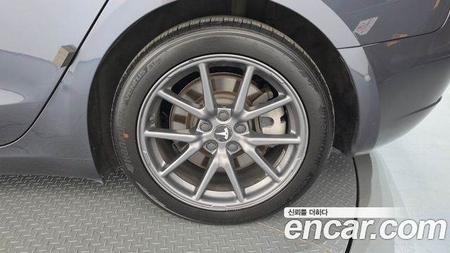 Tesla Model 3 Standard Range Plue RWD 2020 — фото 21