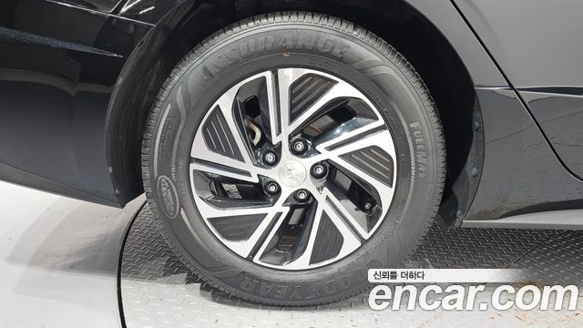 Hyundai Sonata Hybrid (DN8) Premium 2021 — фото 5
