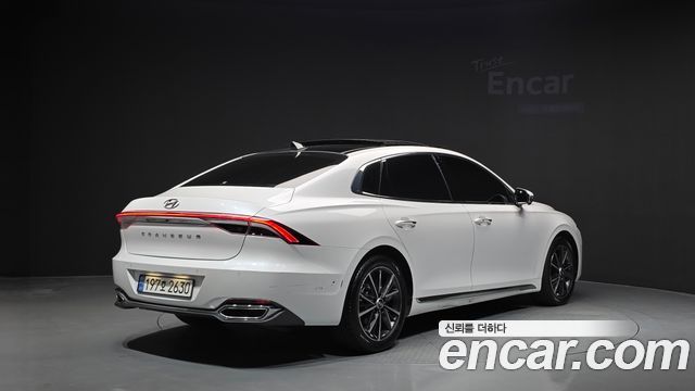 Hyundai Grandeur (IG) 2.5 Le Blanc 2023 — фото 2