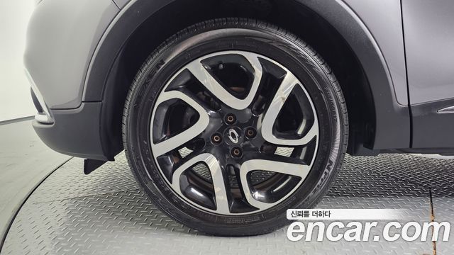 Renault Korea QM3 LE 2016 — фото 5