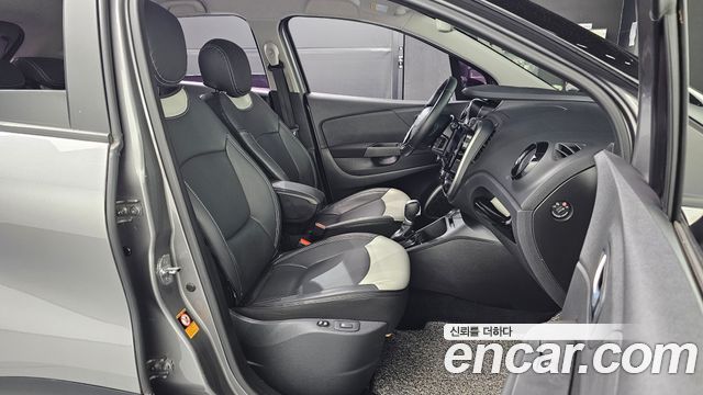 Renault Korea QM3 LE 2016 — фото 12
