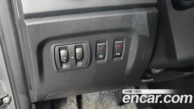 Renault Korea QM3 LE 2016 — фото 19