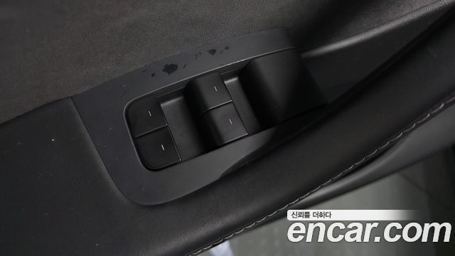 Tesla Model Y Performance AWD 2021 — фото 33