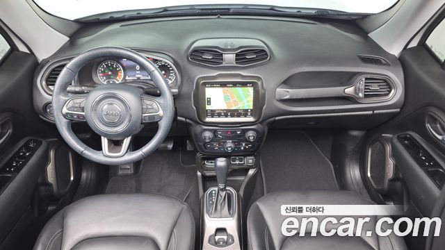 Jeep Renegade 2.4 Limited 2021 — фото 7