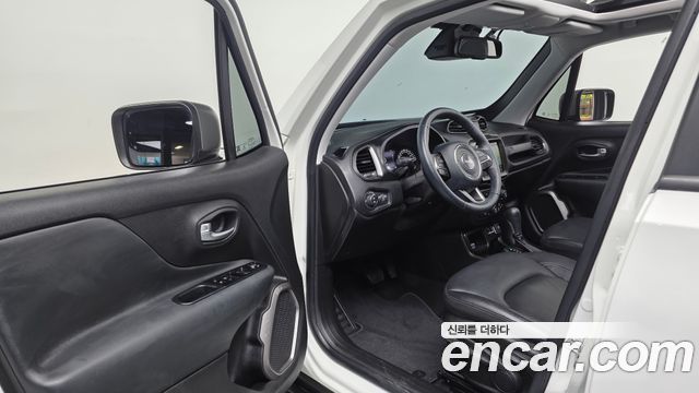 Jeep Renegade 2.4 Limited 2021 — фото 10