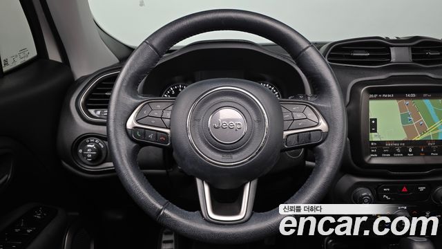 Jeep Renegade 2.4 Limited 2021 — фото 17