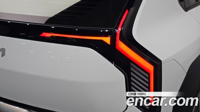 Kia EV3 Long Range 2WD Earth 2027 — фото 23