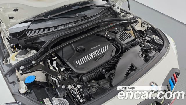BMW 1 Series (F40) 120i Advantage 2022 — фото 6