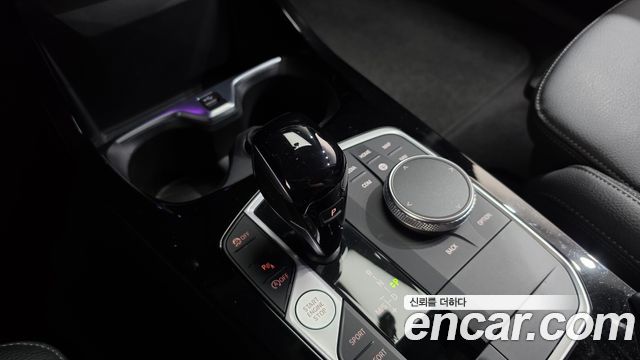 BMW 1 Series (F40) 120i Advantage 2022 — фото 9