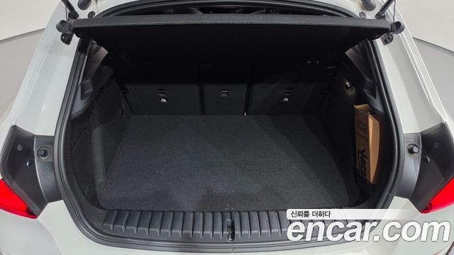 BMW 1 Series (F40) 120i Advantage 2022 — фото 17