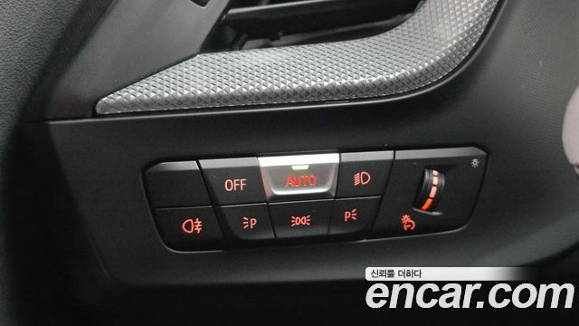 BMW 1 Series (F40) 120i Advantage 2022 — фото 20