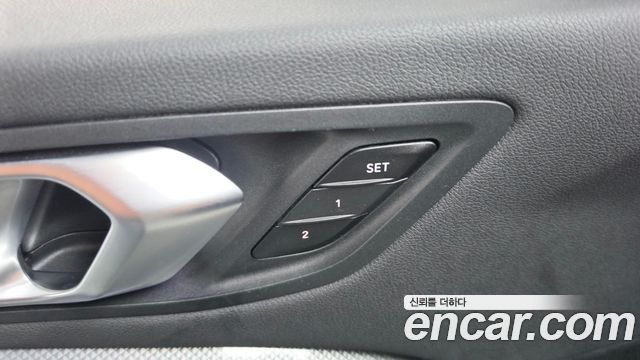 BMW 1 Series (F40) 120i Advantage 2022 — фото 29