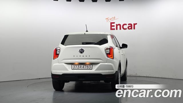 KG Mobility (SsangYong) Very New Tivoli Gasoline 1.5 2WD V1 2021 — фото 4