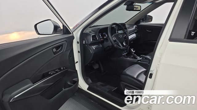 KG Mobility (SsangYong) Very New Tivoli Gasoline 1.5 2WD V1 2021 — фото 10