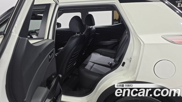 KG Mobility (SsangYong) Very New Tivoli Gasoline 1.5 2WD V1 2021 — фото 11