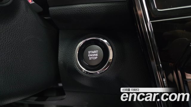 KG Mobility (SsangYong) Very New Tivoli Gasoline 1.5 2WD V1 2021 — фото 18