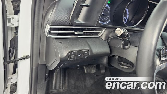 Hyundai Avante Hybrid (CN7) Smart 2023 — фото 17