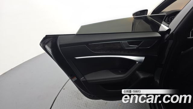 Audi A7 (4K) 45 TDI Quattro Premium 2020 — фото 25
