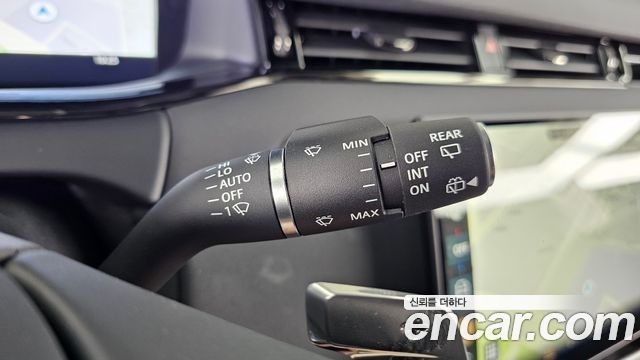 Land Rover Range Rover Evoque (II) P250 Dynamic SE 2025 — фото 35