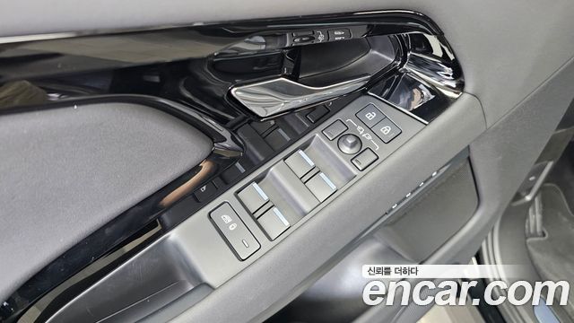 Land Rover Range Rover Evoque (II) P250 Dynamic SE 2025 — фото 36