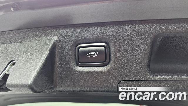 Hyundai Santa Fe Diesel 2.2 2WD Calligraphy 2021 — фото 36
