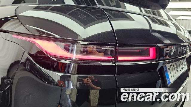 Land Rover Range Rover Evoque (II) P250 Dynamic SE 2025 — фото 29