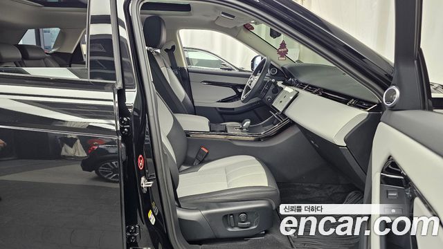 Land Rover Range Rover Evoque (II) P250 Dynamic SE 2025 — фото 32
