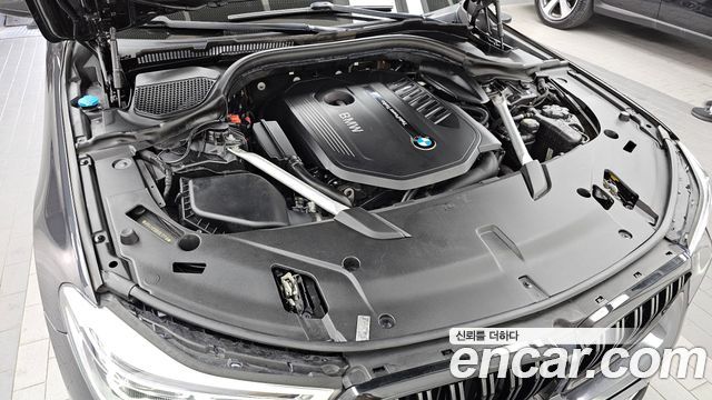 BMW 6 Series GT (G32) 640i xDrive Luxury 2019 — фото 6