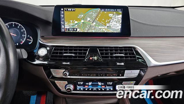 BMW 6 Series GT (G32) 640i xDrive Luxury 2019 — фото 13