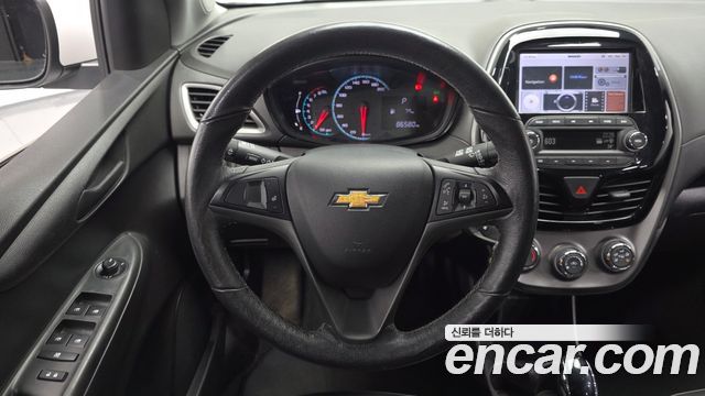 Chevrolet Spark LT 2019 — фото 13