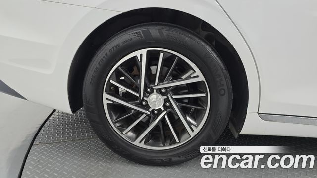 Hyundai Grandeur (IG) 3.0 LPi Rent Car Modern 2020 — фото 21