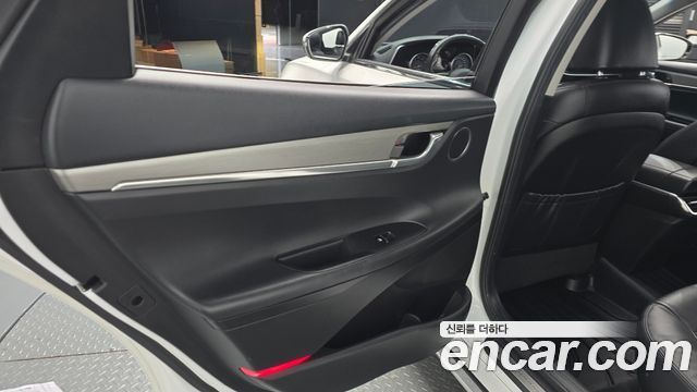Hyundai Grandeur (IG) 3.0 LPi Rent Car Modern 2020 — фото 25