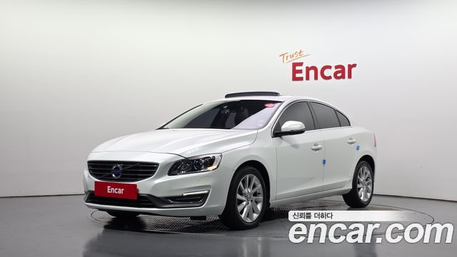 Volvo S60 D2 2nd 2014 — фото 1