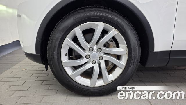 Land Rover Discovery 5 3.0 SD6 HSE 2019 — фото 5