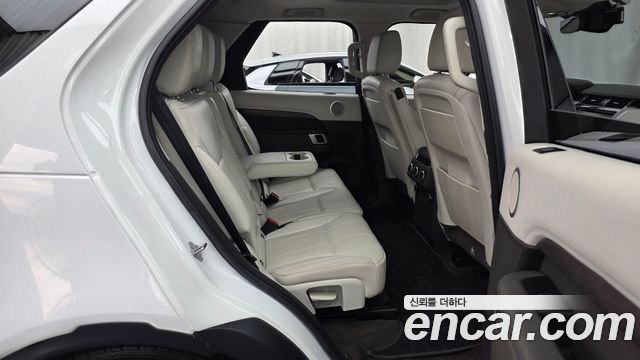 Land Rover Discovery 5 3.0 SD6 HSE 2019 — фото 12