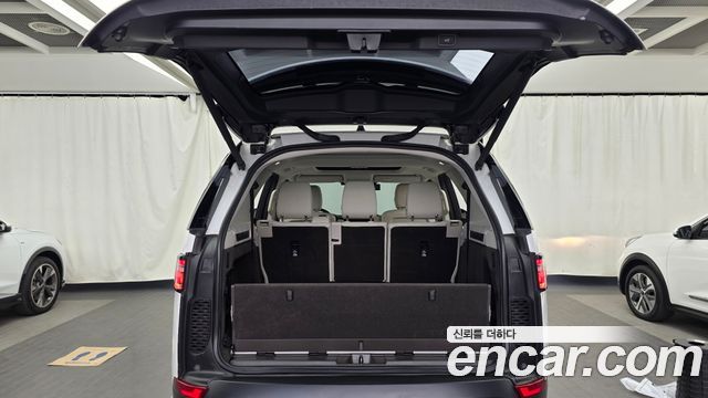 Land Rover Discovery 5 3.0 SD6 HSE 2019 — фото 20