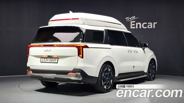 Kia Carnival (IV) Gasoline 9-Seater Hi Limousine Signature 2024 — фото 2