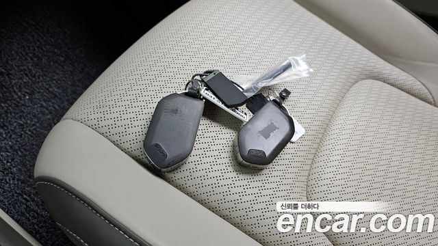 Kia Carnival (IV) Gasoline 9-Seater Hi Limousine Signature 2024 — фото 26