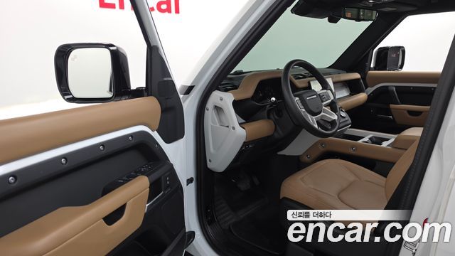 Land Rover Defender (L663) 110 P300 X-Dynamic SE 2025 — фото 10