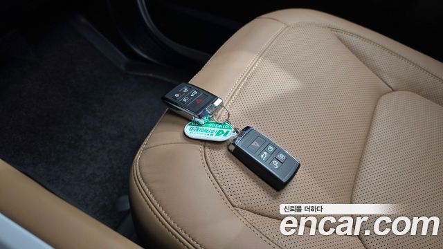 Land Rover Defender (L663) 110 P300 X-Dynamic SE 2025 — фото 16