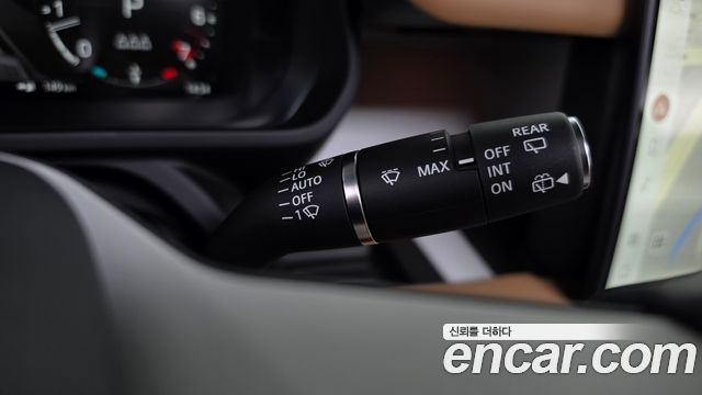 Land Rover Defender (L663) 110 P300 X-Dynamic SE 2025 — фото 29