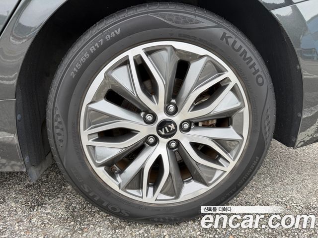 Kia K5 Hybrid (III) Signature 2020 — фото 5